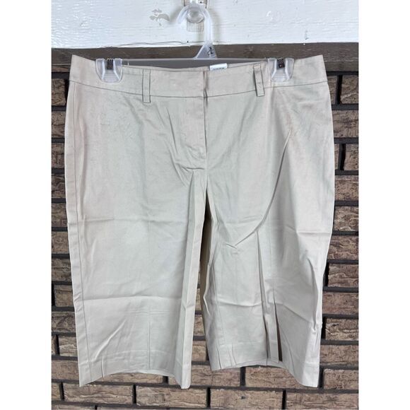 Michael Kors Women tan Chino Shorts Size 4 Casual Flat‎ Front - Picture 1 of 8